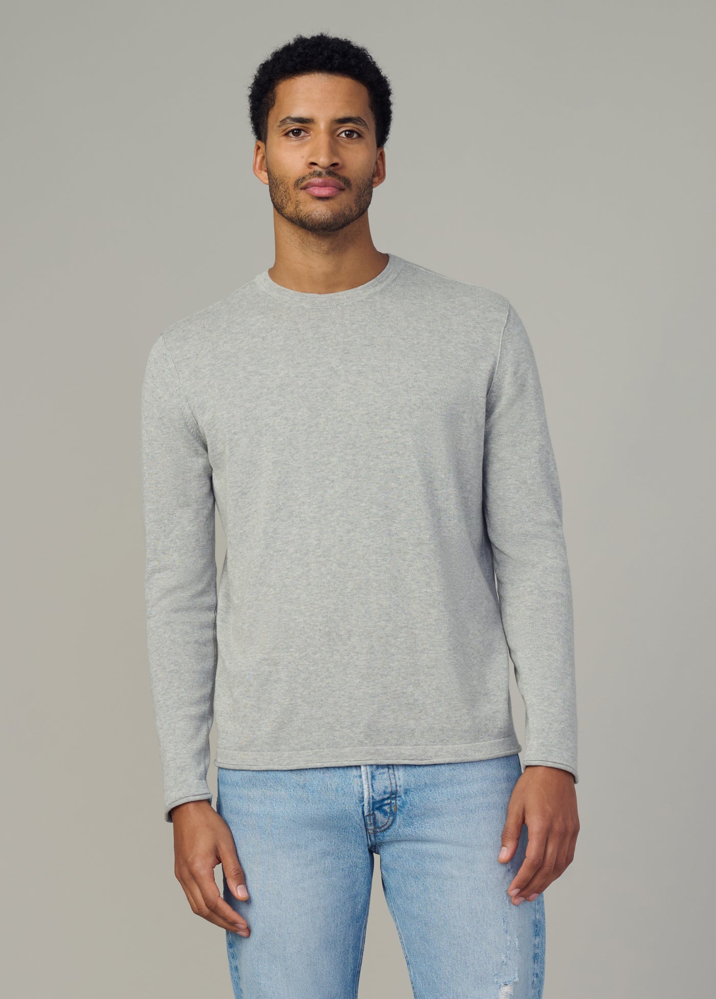LONG SLEEVE CREWNECK SWEATER