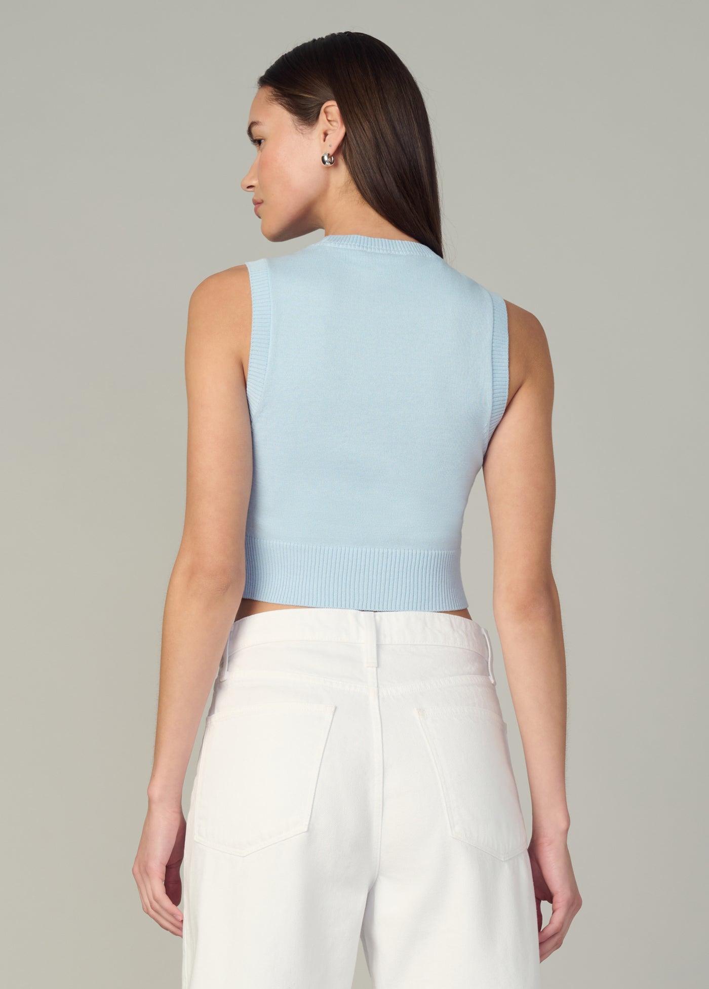 THE LAUREL SHRUNKEN SWEATER VEST - Image 4