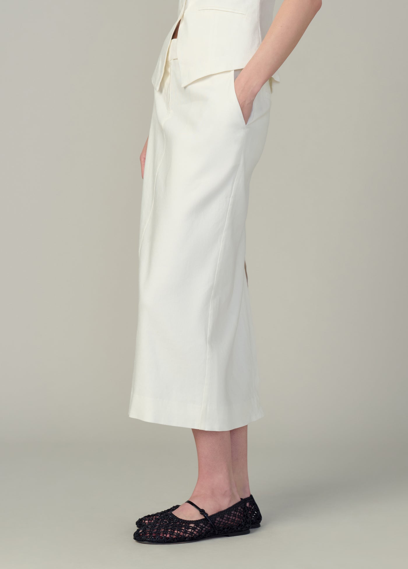 THE MAEVE TAILORED MIDI SKIRT - Image 3